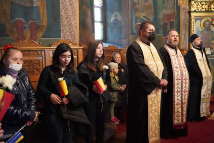 „Marşul pentru viaţă“ în Arhiepiscopia Dunării de Jos – fotografia 7