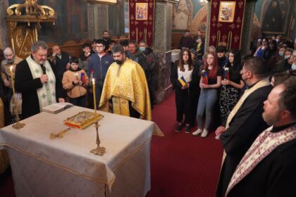 „Marşul pentru viaţă“ în Arhiepiscopia Dunării de Jos – fotografia 8