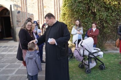 „Marşul pentru viaţă“ în Arhiepiscopia Dunării de Jos – fotografia 15