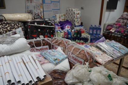 Ajutoare pentru tinerii orfani şi copiii nevoiaşi prin Centrul social „Sfântul Vasile cel Mare“ din Brăila – fotografia 5