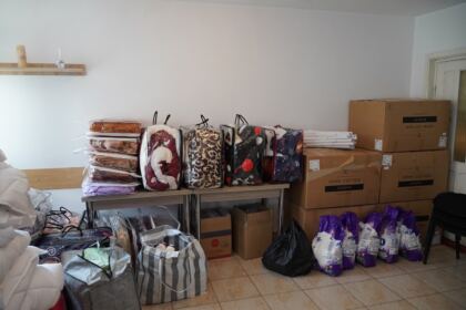 Ajutoare pentru tinerii orfani şi copiii nevoiaşi prin Centrul social „Sfântul Vasile cel Mare“ din Brăila – fotografia 36