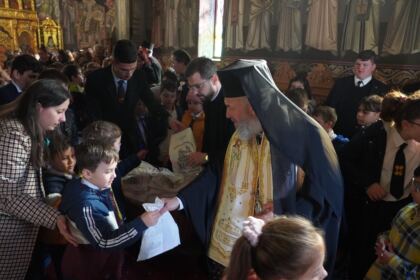 Diplome şi daruri oferite elevilor seminarişti – fotografia 35