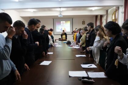Sesiune de comunicări ştiinţifice la Galaţi – fotografia 23