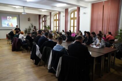Sesiune de comunicări ştiinţifice la Galaţi – fotografia 26