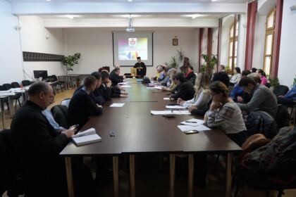 Sesiune de comunicări ştiinţifice la Galaţi – fotografia 27