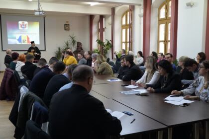 Sesiune de comunicări ştiinţifice la Galaţi – fotografia 35
