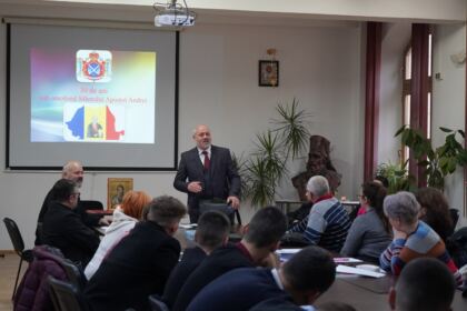 Sesiune de comunicări ştiinţifice la Galaţi – fotografia 42