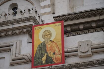 La Galaţi continuă în aceste zile pelerinajul la sfintele moaşte – fotografia 19