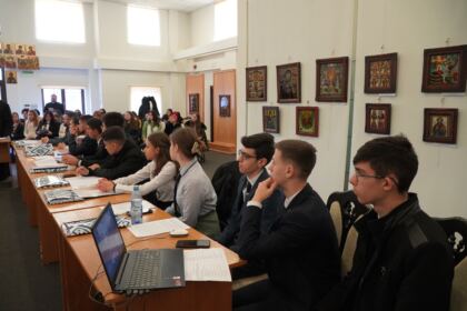 Simpozion naţional interseminarial la Galaţi – fotografia 30