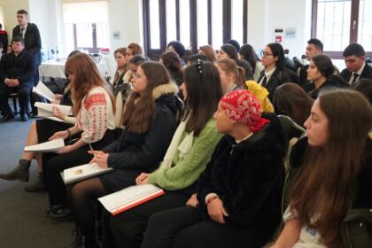 Simpozion naţional interseminarial la Galaţi – fotografia 33