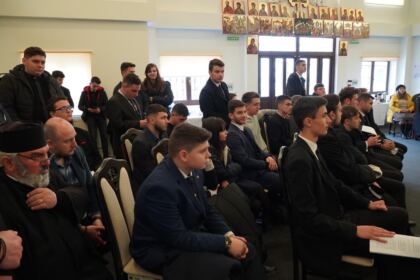 Simpozion naţional interseminarial la Galaţi – fotografia 34