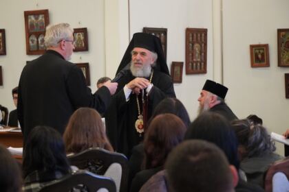 Simpozion naţional interseminarial la Galaţi – fotografia 41