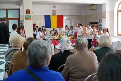 Activităţi dedicate Zilei Internaţionale a Persoanelor Vârstnice – fotografia 24