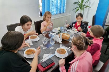 Școala de Creație Tradițional – Bisericească Costieni, ediția a IX-a – fotografia 31