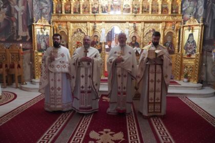 Seminarul Teologic „Sfântul Andrei“ din Galaţi şi-a deschis porţile pentru un nou an şcolar – fotografia 12