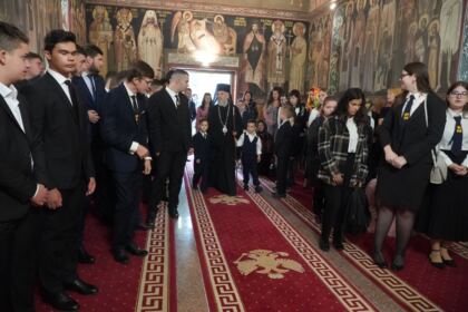 Seminarul Teologic „Sfântul Andrei“ din Galaţi şi-a deschis porţile pentru un nou an şcolar – fotografia 15