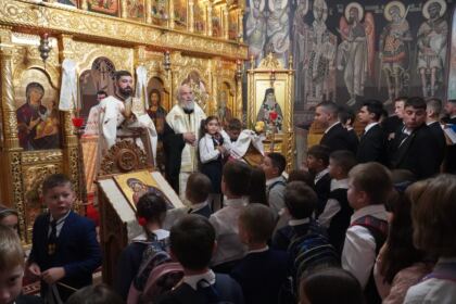 Seminarul Teologic „Sfântul Andrei“ din Galaţi şi-a deschis porţile pentru un nou an şcolar – fotografia 23