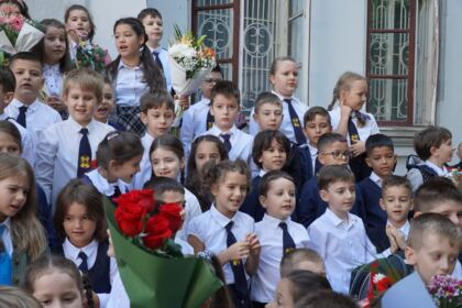 Seminarul Teologic „Sfântul Andrei“ din Galaţi şi-a deschis porţile pentru un nou an şcolar – fotografia 48