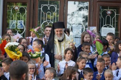 Seminarul Teologic „Sfântul Andrei“ din Galaţi şi-a deschis porţile pentru un nou an şcolar – fotografia 50
