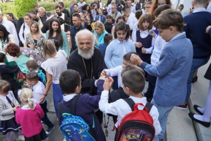 Seminarul Teologic „Sfântul Andrei“ din Galaţi şi-a deschis porţile pentru un nou an şcolar – fotografia 52