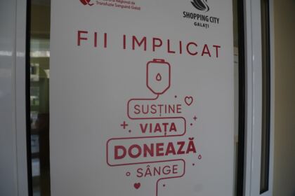 O nouă acţiune de donare de sânge a elevilor seminarişti şi preoţilor gălăţeni – fotografia 2
