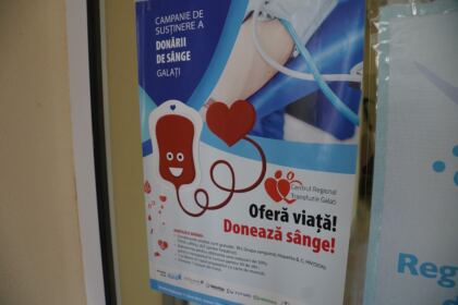 O nouă acţiune de donare de sânge a elevilor seminarişti şi preoţilor gălăţeni – fotografia 3