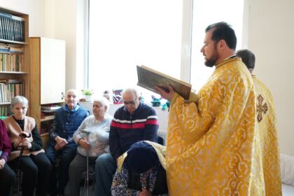 Rugăciune şi filantropie în cadrul unui azil din Brăila – fotografia 12