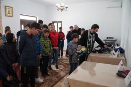 Programul eparhial „Ne înnoim de Sfintele Paşti“ a fost implementat cu succes şi în Protopopiatul Tecuci – fotografia 24
