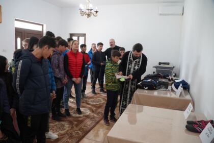Programul eparhial „Ne înnoim de Sfintele Paşti“ a fost implementat cu succes şi în Protopopiatul Tecuci – fotografia 25