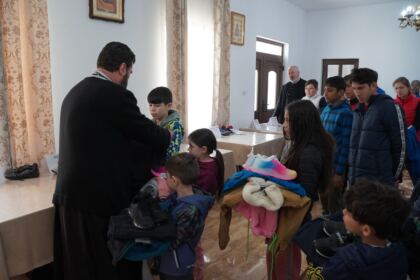 Programul eparhial „Ne înnoim de Sfintele Paşti“ a fost implementat cu succes şi în Protopopiatul Tecuci – fotografia 34