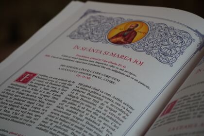 Liturghie şi filantropie la Catedrala Arhiepiscopală din Galaţi – fotografia 11