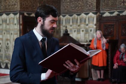 Liturghie şi filantropie la Catedrala Arhiepiscopală din Galaţi – fotografia 12