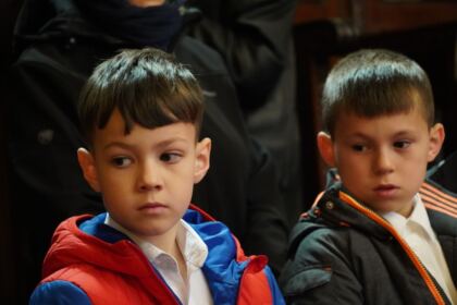 Liturghie şi filantropie la Catedrala Arhiepiscopală din Galaţi – fotografia 15