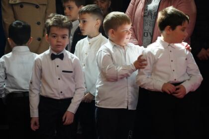 Liturghie şi filantropie la Catedrala Arhiepiscopală din Galaţi – fotografia 19
