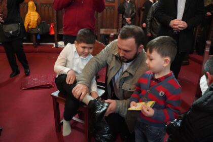 Liturghie şi filantropie la Catedrala Arhiepiscopală din Galaţi – fotografia 42