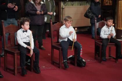 Liturghie şi filantropie la Catedrala Arhiepiscopală din Galaţi – fotografia 48