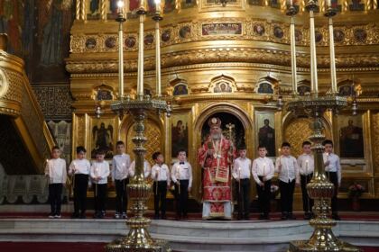 Liturghie şi filantropie la Catedrala Arhiepiscopală din Galaţi – fotografia 51