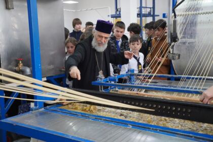 40 de elevi seminarişti au vizitat Centrul Eparhial din Galaţi – fotografia 28