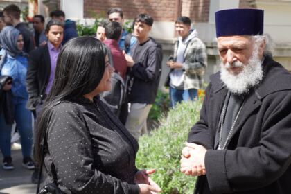 Grupuri de elevi şi studenţi au vizitat Centrul Eparhial – fotografia 17