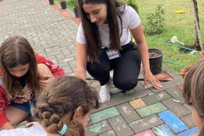 Activităţi educativ-recreative pentru 125 de copii în Parohia Brătuleşti – fotografia 2