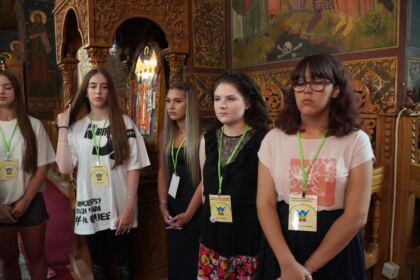 Proiect educaţional şi social pentru copii la Parohia „Sfinţii Trei Ierarhi“ din Galaţi – fotografia 12