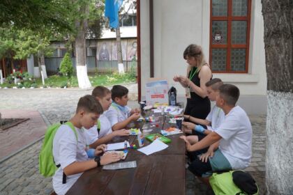 Proiect educaţional şi social pentru copii la Parohia „Sfinţii Trei Ierarhi“ din Galaţi – fotografia 21