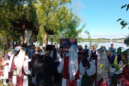 Zile de vară cu activităţi tradiţionale pentru 20 de copii din localitatea Movila Miresii – fotografia 37