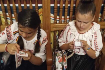 În Arhiepiscopia Dunării de Jos continuă programul de vară pentru copii – fotografia 11