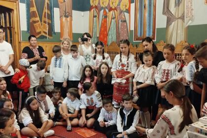 În Arhiepiscopia Dunării de Jos continuă programul de vară pentru copii – fotografia 15