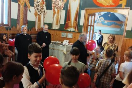 În Arhiepiscopia Dunării de Jos continuă programul de vară pentru copii – fotografia 41