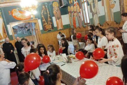 În Arhiepiscopia Dunării de Jos continuă programul de vară pentru copii – fotografia 43