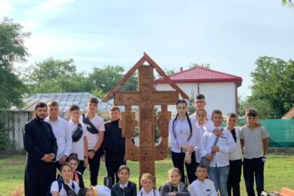 Activităţi recreative şi educative pentru copiii din mica localitate Esna, judeţul Brăila – fotografia 3