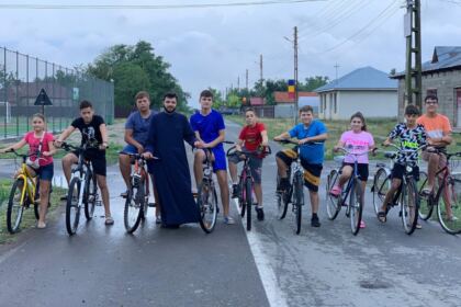 Activităţi recreative şi educative pentru copiii din mica localitate Esna, judeţul Brăila – fotografia 7