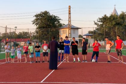 Activităţi recreative şi educative pentru copiii din mica localitate Esna, judeţul Brăila – fotografia 10